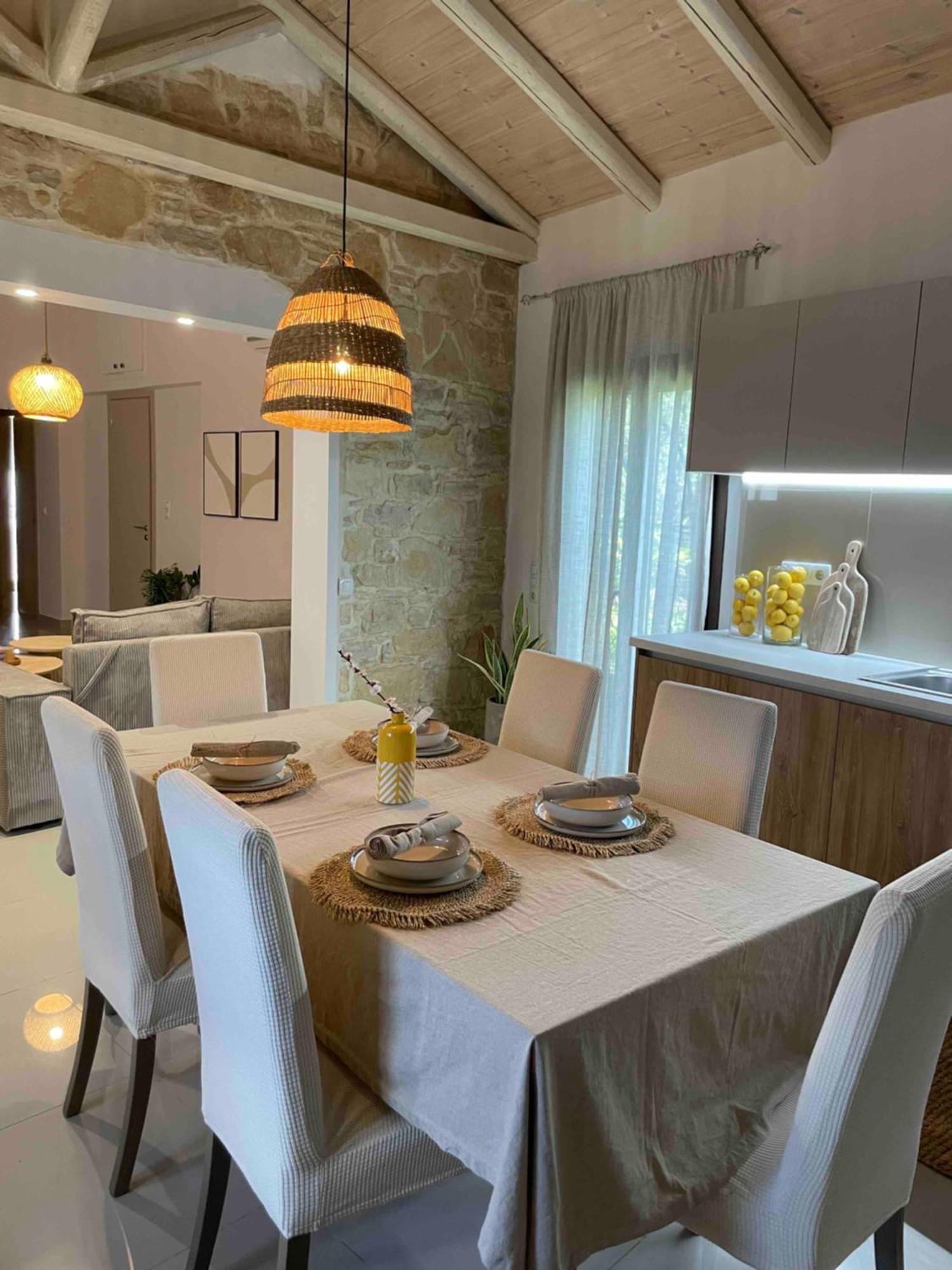 Villa Aspasia With Private Jacuzzi - Oasis Resort Kokkinos Pirgos Exterior photo